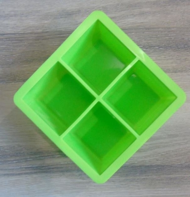 4pcs সিলিকন আইস কিউব ছাঁচ কাস্টম প্রিন্টিং লোগো এবং কাস্টম এমবসড লোগো